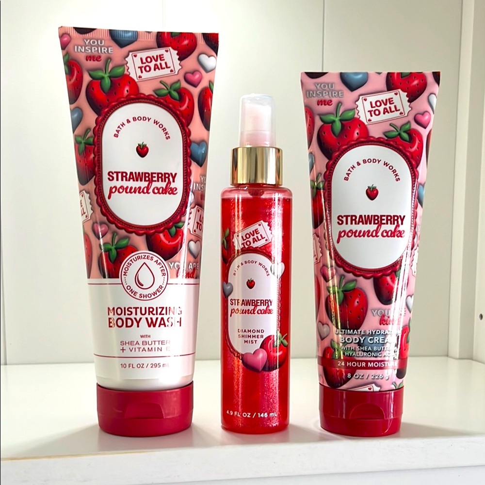 Strawberry Pound Cake Bundle-NWT